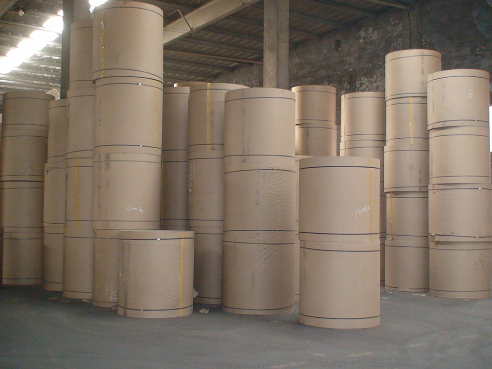 我國造紙業(yè)進(jìn)出口向左走向右走？